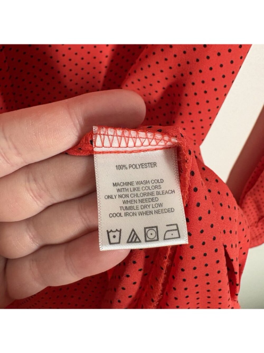 Foxcroft Women SZ 8 Red Black Polka Dot Long Sleeve Button Up Blouse - Picture 9 of 12